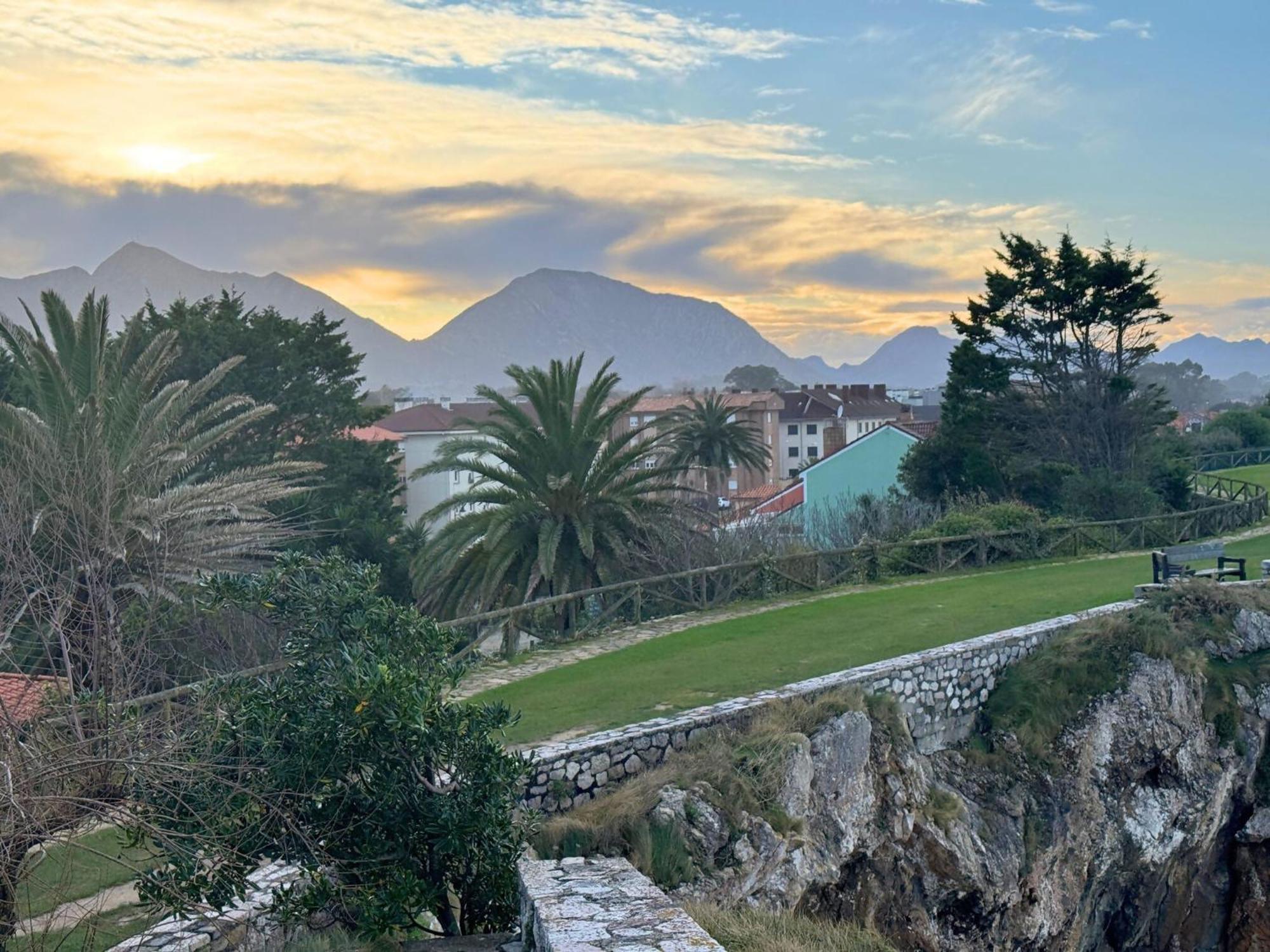 Apartamento Penaquinera En Llanes Buitenkant foto